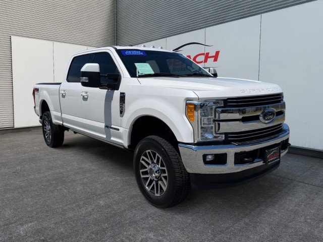 Used 2017 Ford F250 Lariat w/ Lariat Ultimate Package AWD/4WD image 1