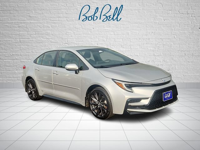 Used 2024 Toyota Corolla SE