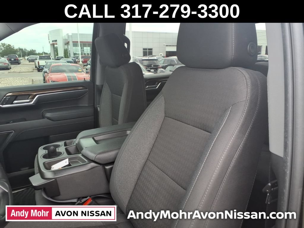 Used 2023 Chevrolet Silverado 1500 RST w/ Z71 Off-Road Package AWD/4WD image 15