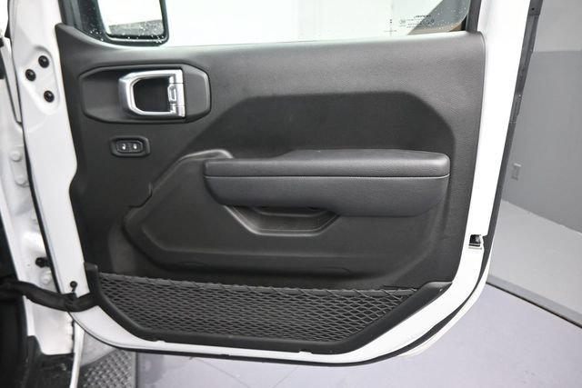 Used 2024 Jeep Wrangler Sport AWD/4WD image 21