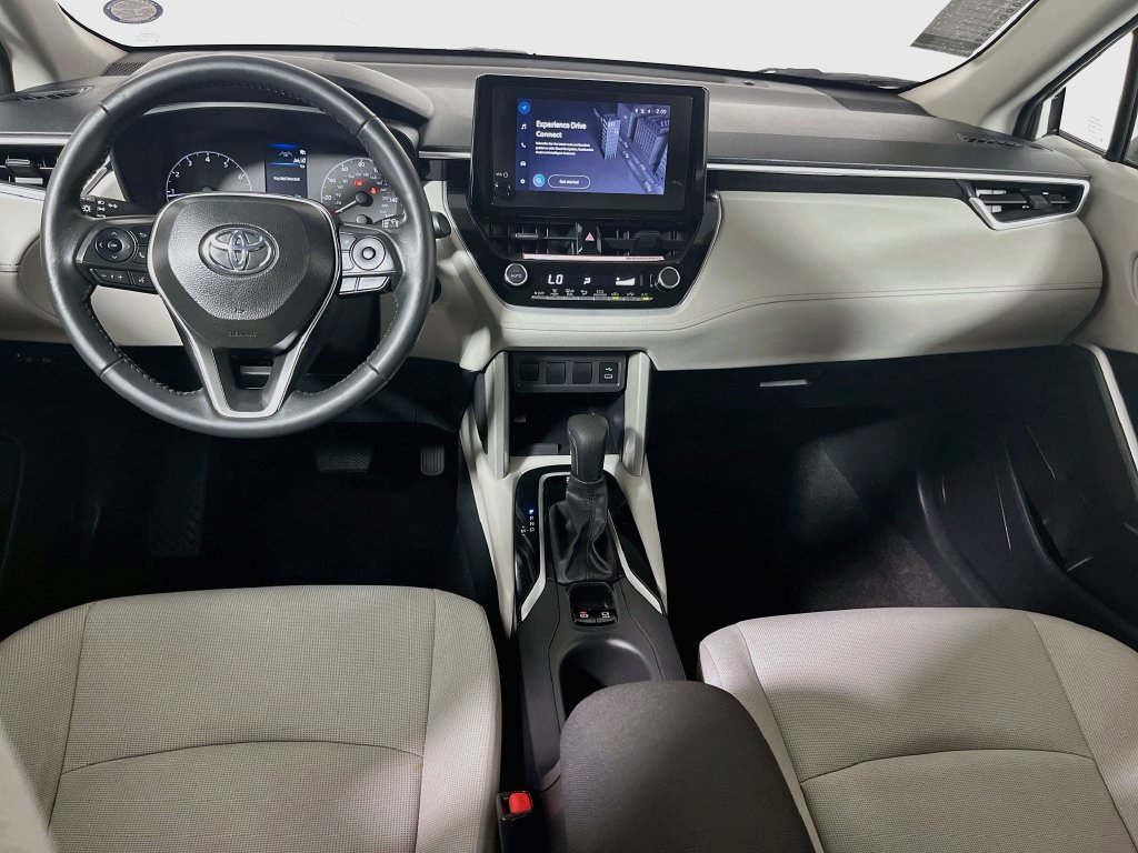 Used 2024 Toyota Corolla Cross LE AWD/4WD image 28