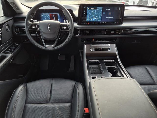 Used 2025 Lincoln Aviator Reserve w/ Illumination Package image 18