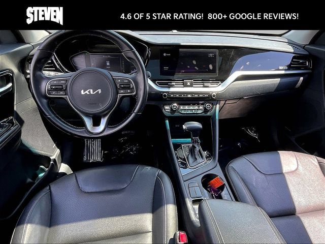 Used 2022 Kia Niro Touring Special Edition FWD image 9