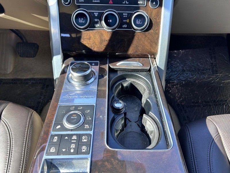 Used 2017 Land Rover Range Rover HSE image 19