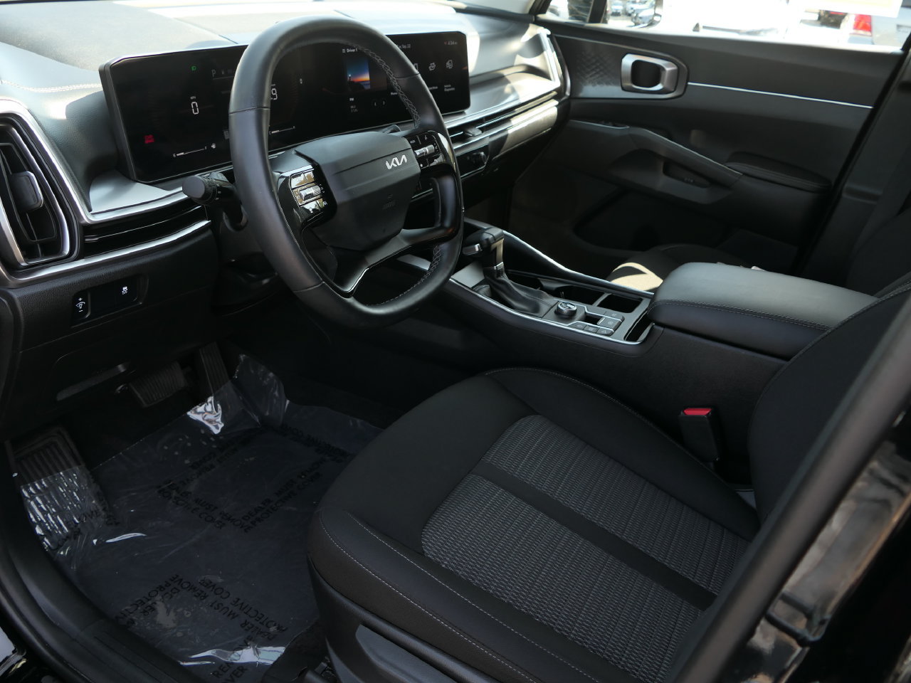 Used 2026 Kia Sorento LX FWD image 11
