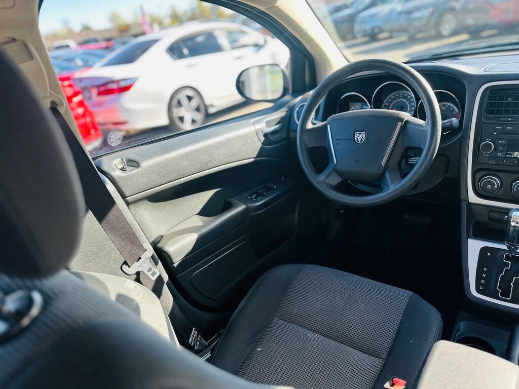 Used 2011 Dodge Caliber Mainstreet image 12