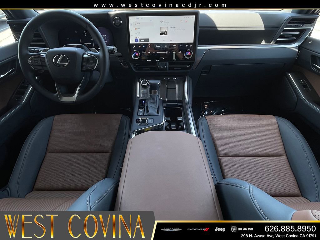 Used 2026 Lexus GX 550 w/ Cold Area Package AWD/4WD image 30