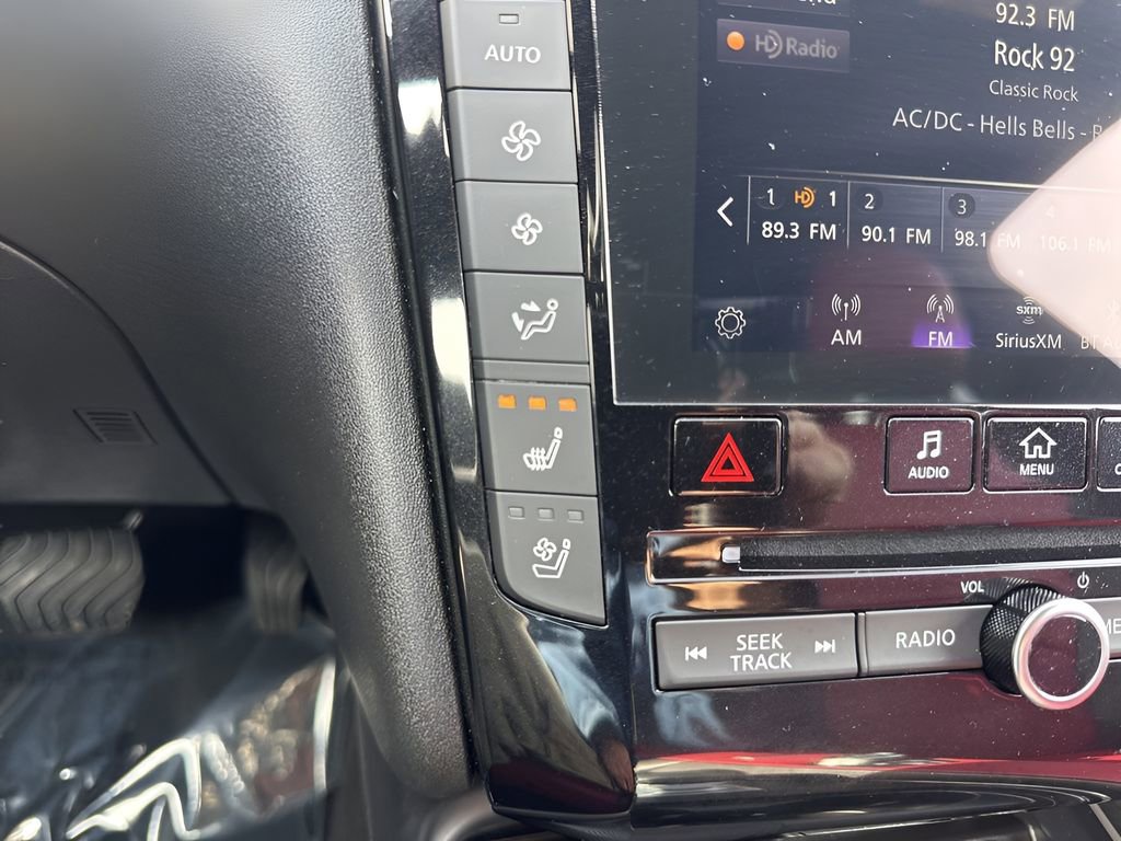 Used 2025 INFINITI QX50 Sport image 23