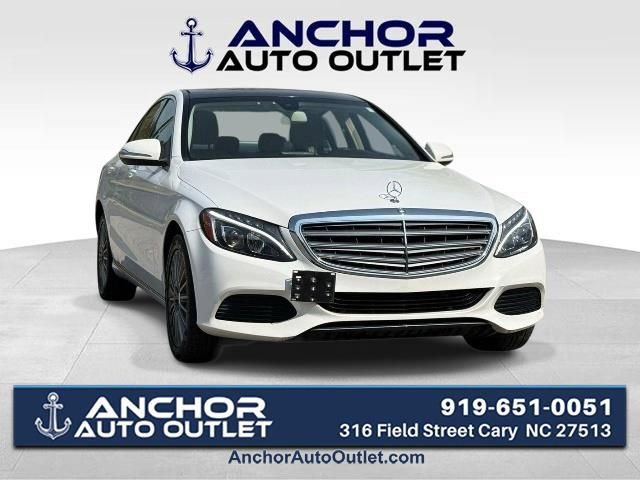 Used 2015 Mercedes-Benz C 300 4MATIC Sedan image 1
