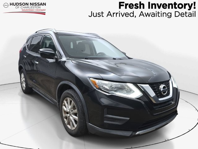 Used 2017 Nissan Rogue SV