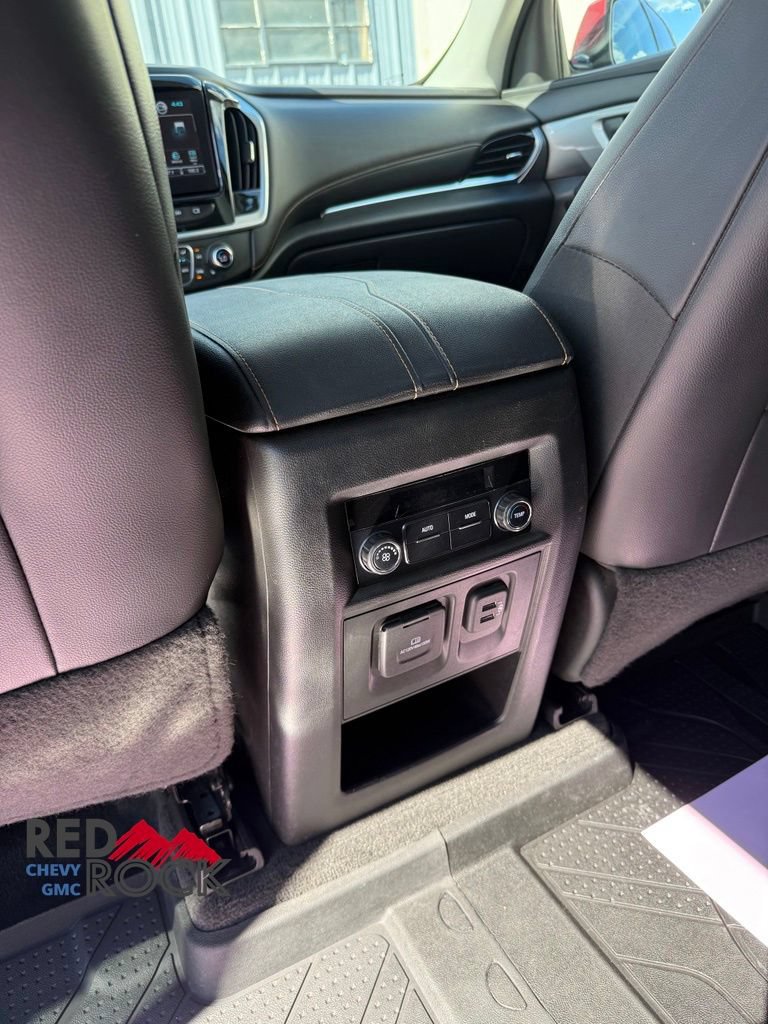 Used 2019 Chevrolet Traverse RS w/ LPO, Floor Liner Package AWD/4WD image 22