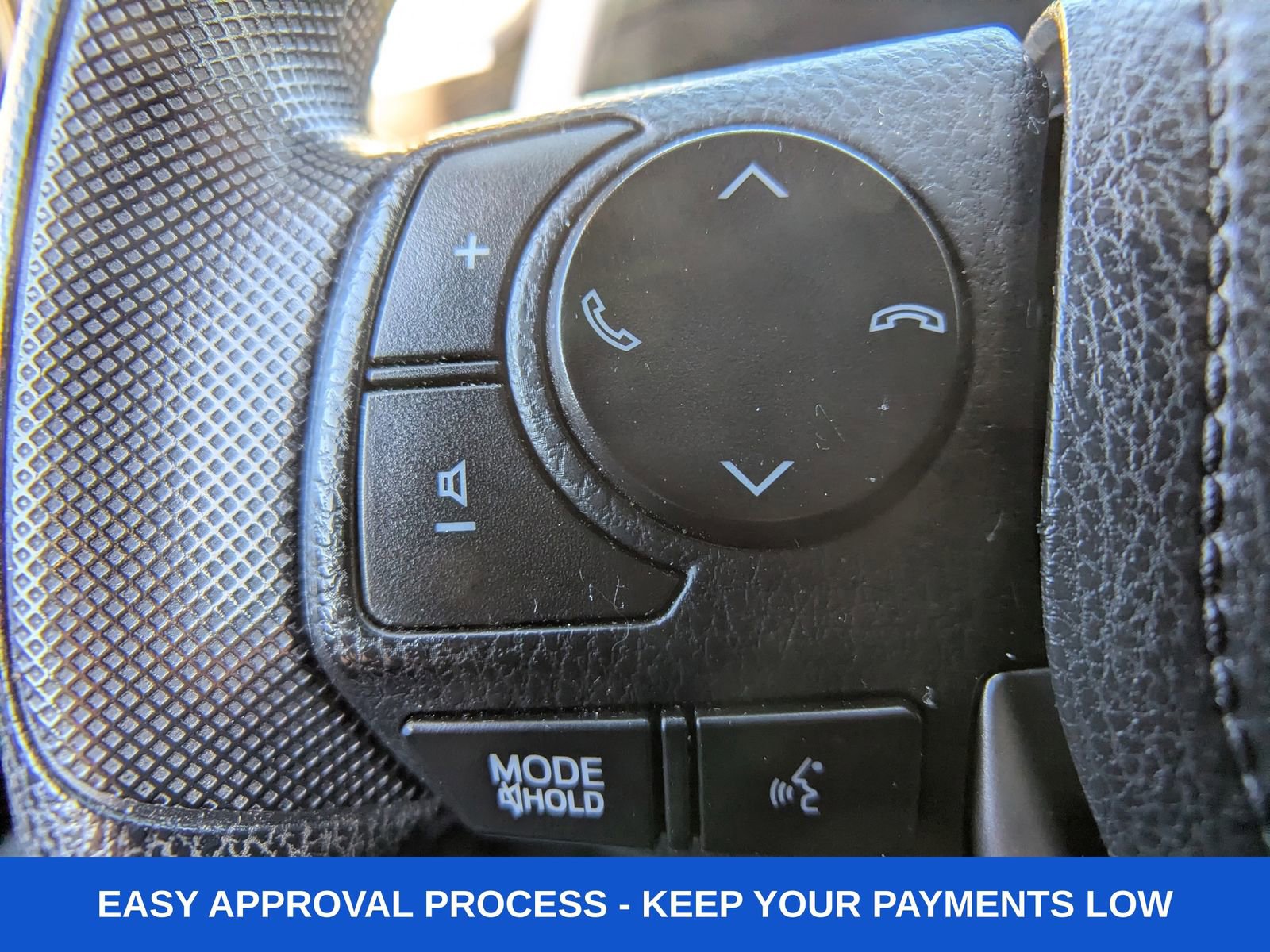 Used 2018 Toyota RAV4 LE w/ All Weather Liner Package image 30