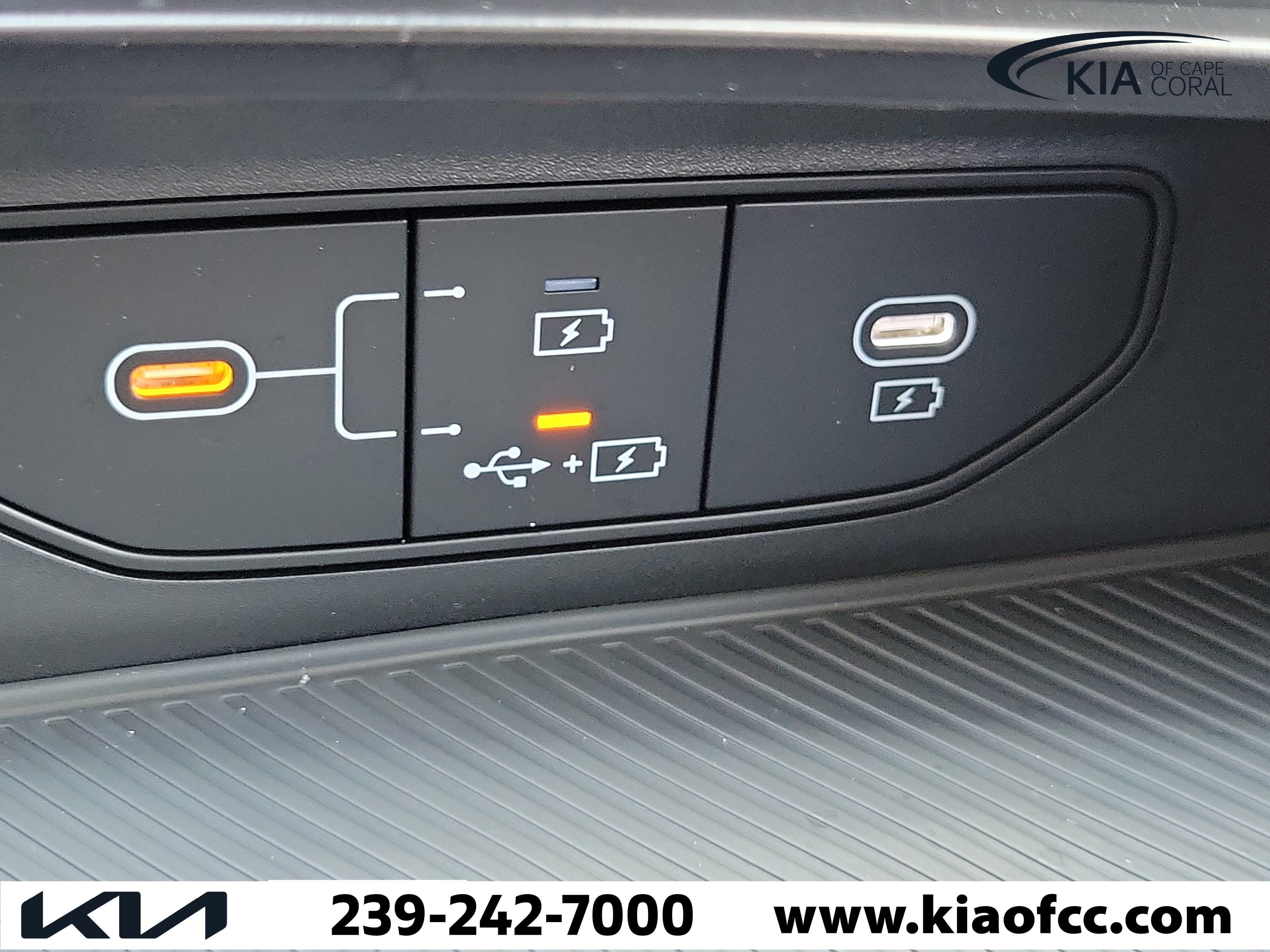 New 2026 Kia Sportage LX FWD image 25
