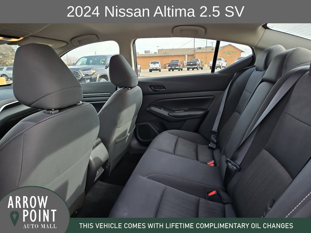 Used 2024 Nissan Altima 2.5 SV image 18