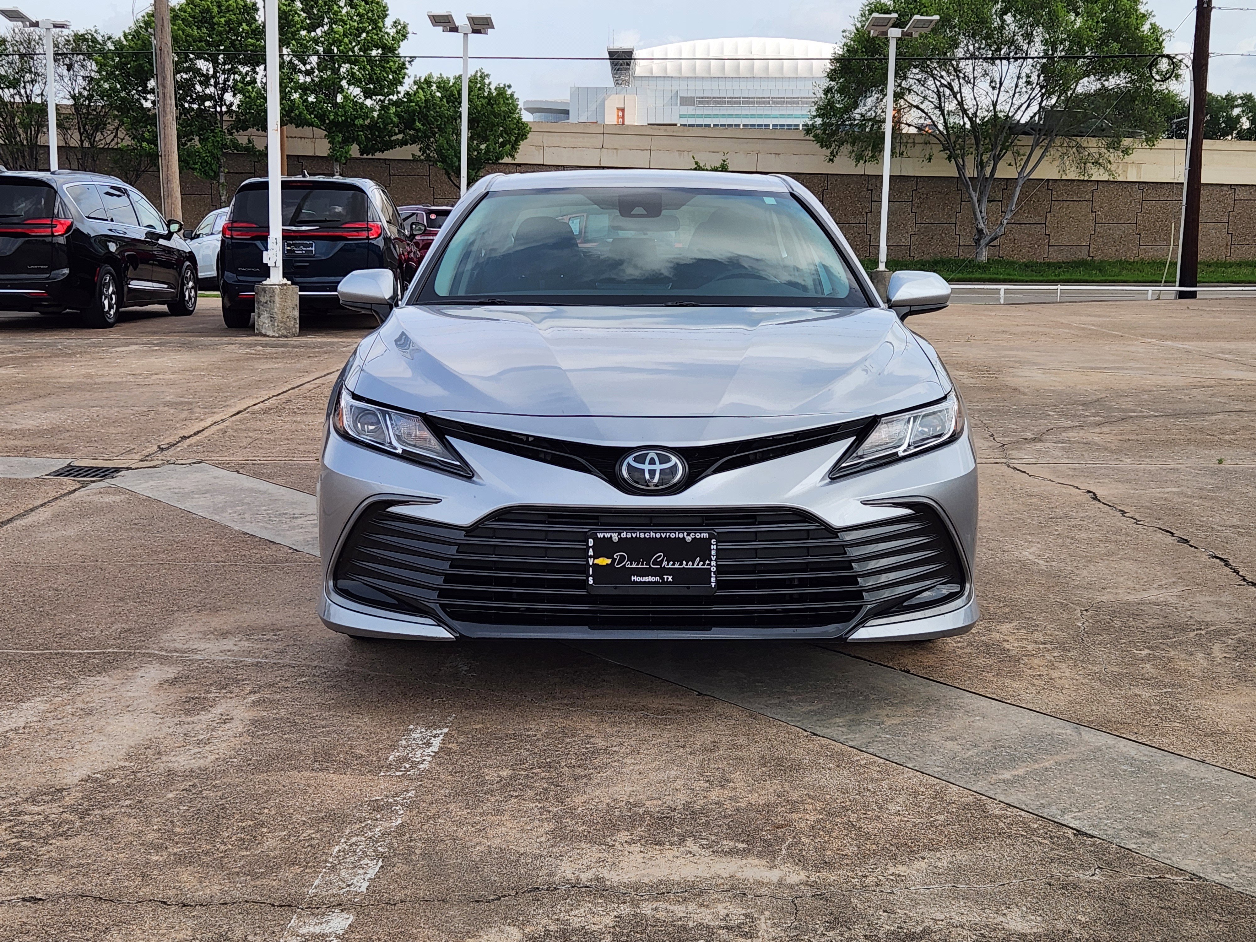 Used 2024 Toyota Camry LE FWD image 3