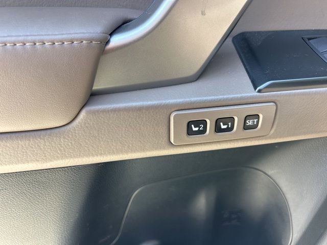 Used 2023 Lexus GX 460 Premium AWD/4WD image 16