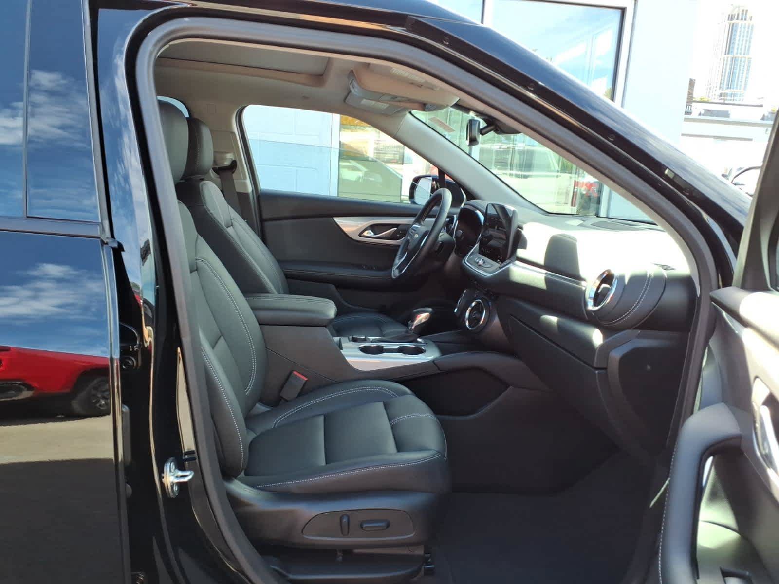 Used 2026 Chevrolet Blazer LT w/ Midnight/Sport Edition AWD/4WD image 21