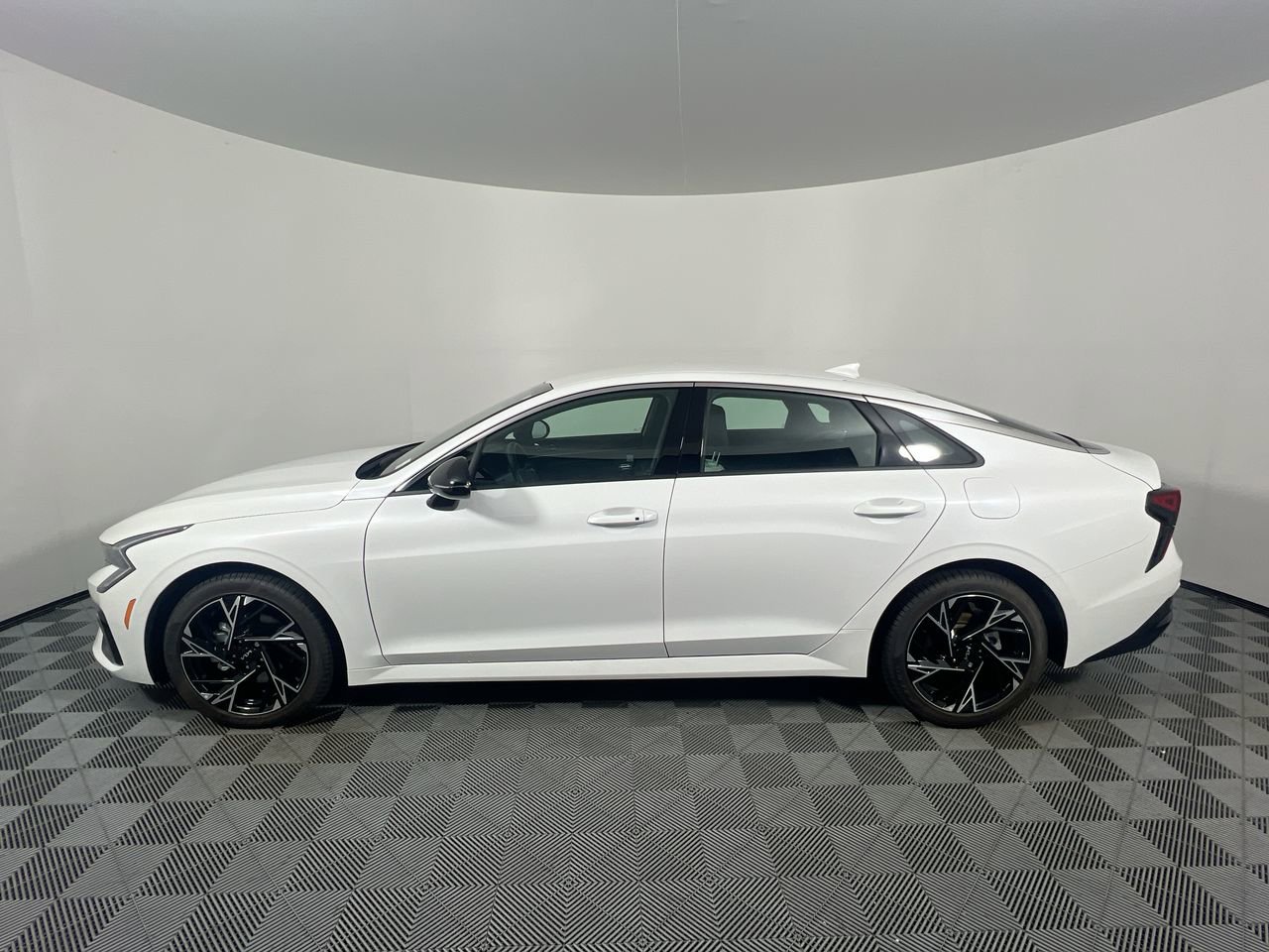 Certified 2025 Kia K5 GT-Line FWD image 8