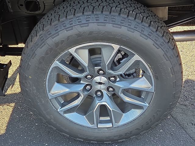 New 2026 Chevrolet Silverado 1500 RST w/ Z71 Off-Road Package image 6