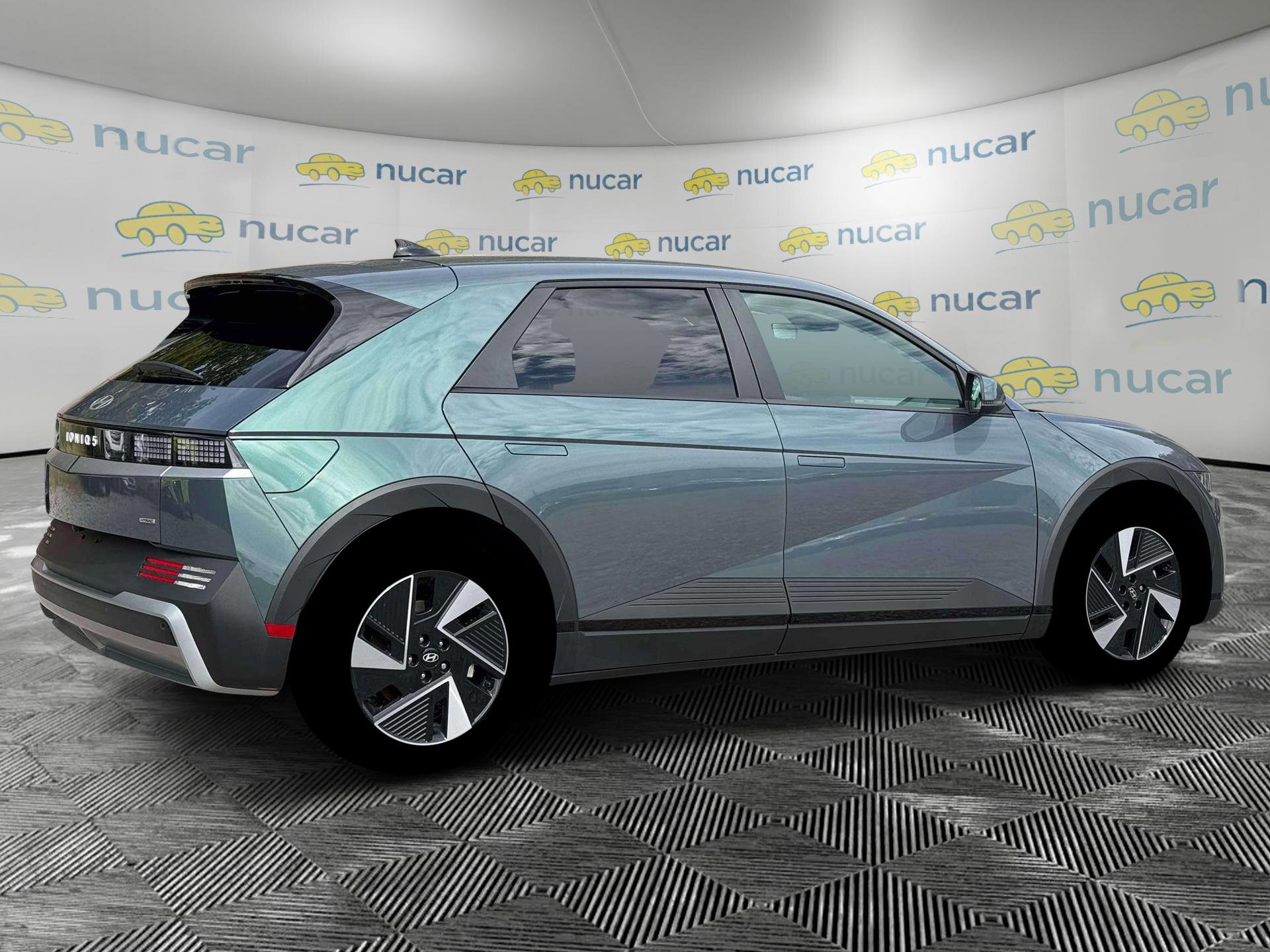 New 2026 Hyundai Ioniq 5 SE image 8