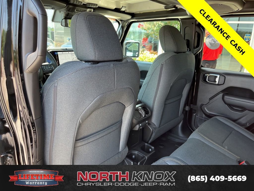 New 2025 Jeep Gladiator Sport image 14