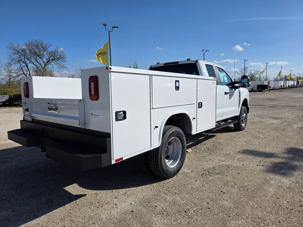 New 2026 Ford F350 XL w/ XL Chrome Package AWD/4WD image 9