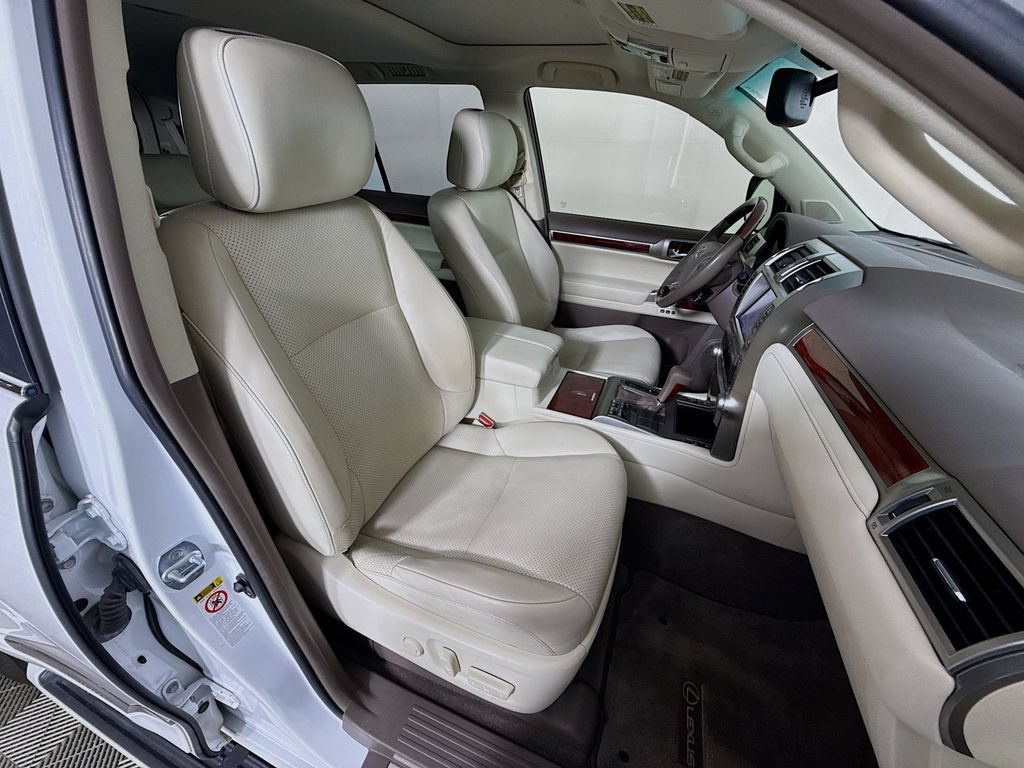 Used 2013 Lexus GX 460 w/ Comfort Plus Pkg AWD/4WD image 30