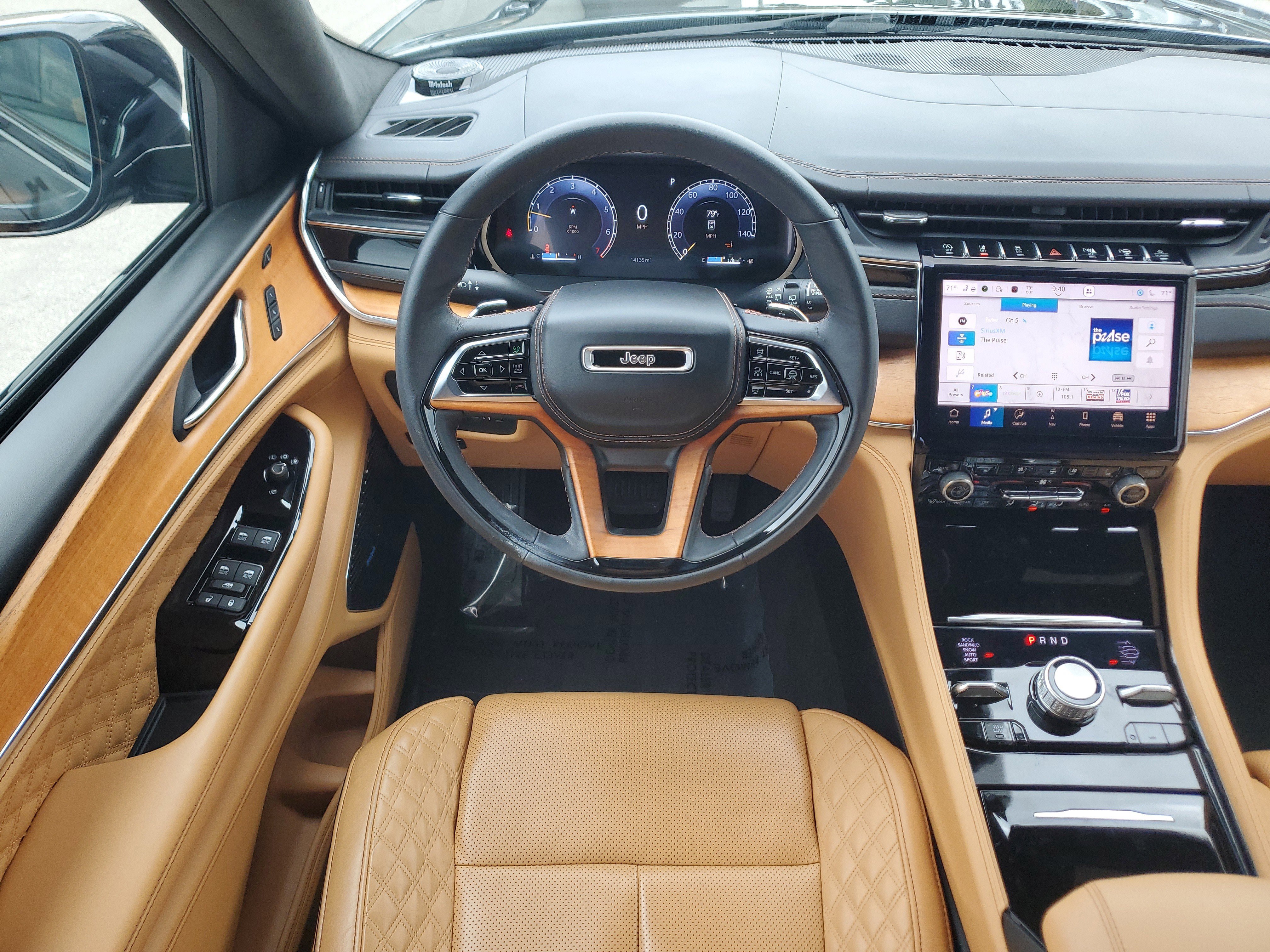 Used 2024 Jeep Grand Cherokee L Summit image 16