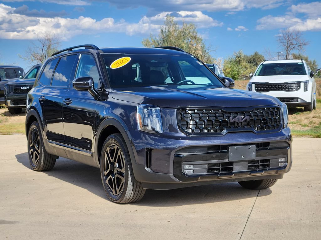 Certified 2025 Kia Telluride SX Prestige X-Line AWD/4WD image 3