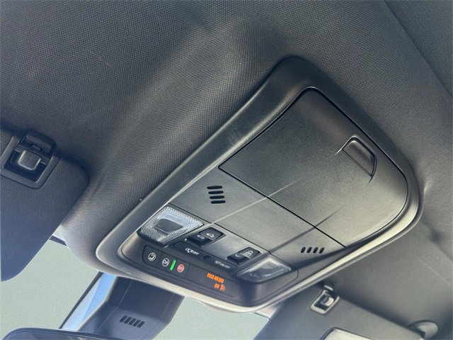 Used 2023 Chevrolet Equinox RS w/ RS Leather Package image 31