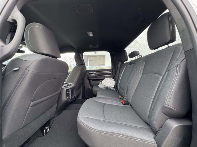New 2026 RAM 2500 Big Horn AWD/4WD image 17