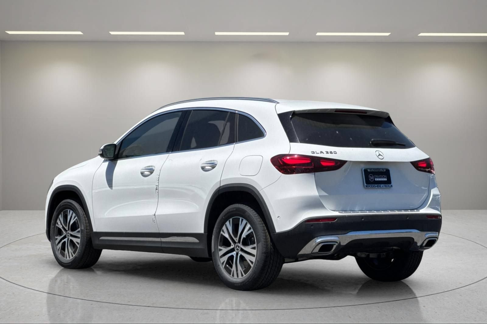 Used 2025 Mercedes-Benz GLA 250 image 8