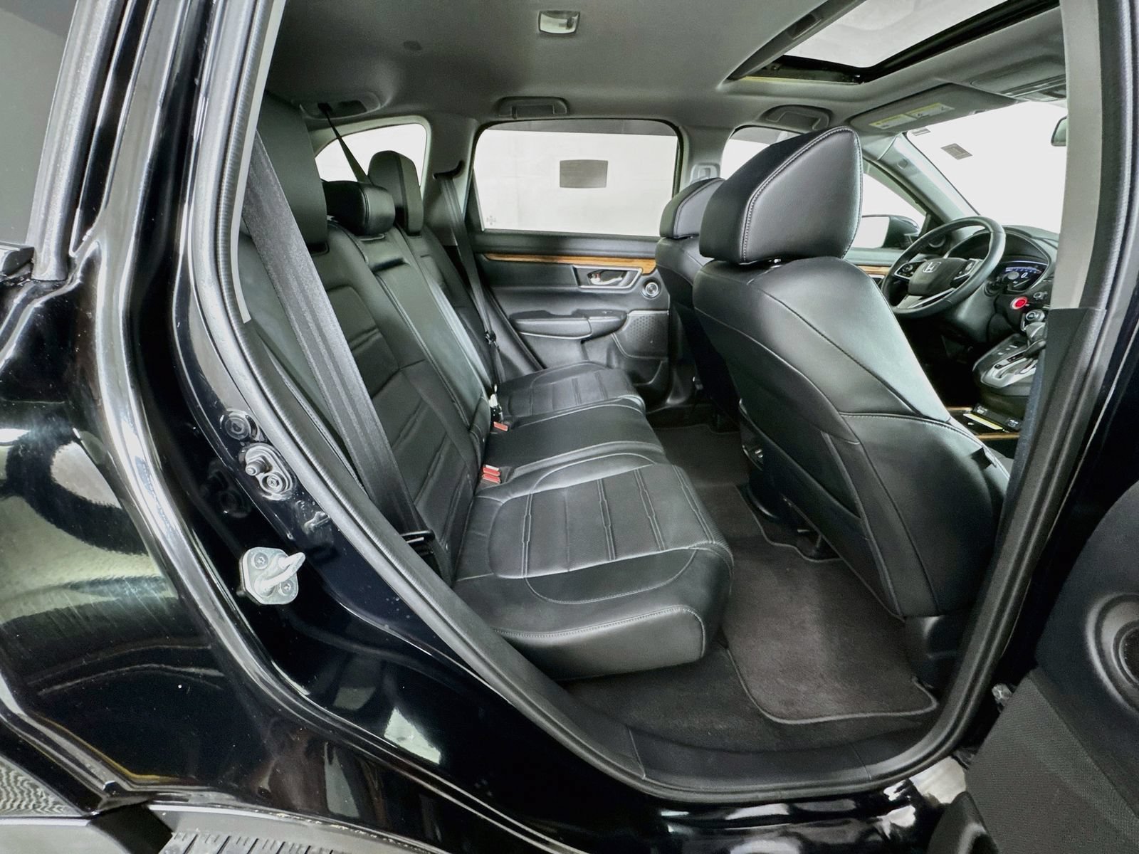 Used 2021 Honda CR-V Touring image 28