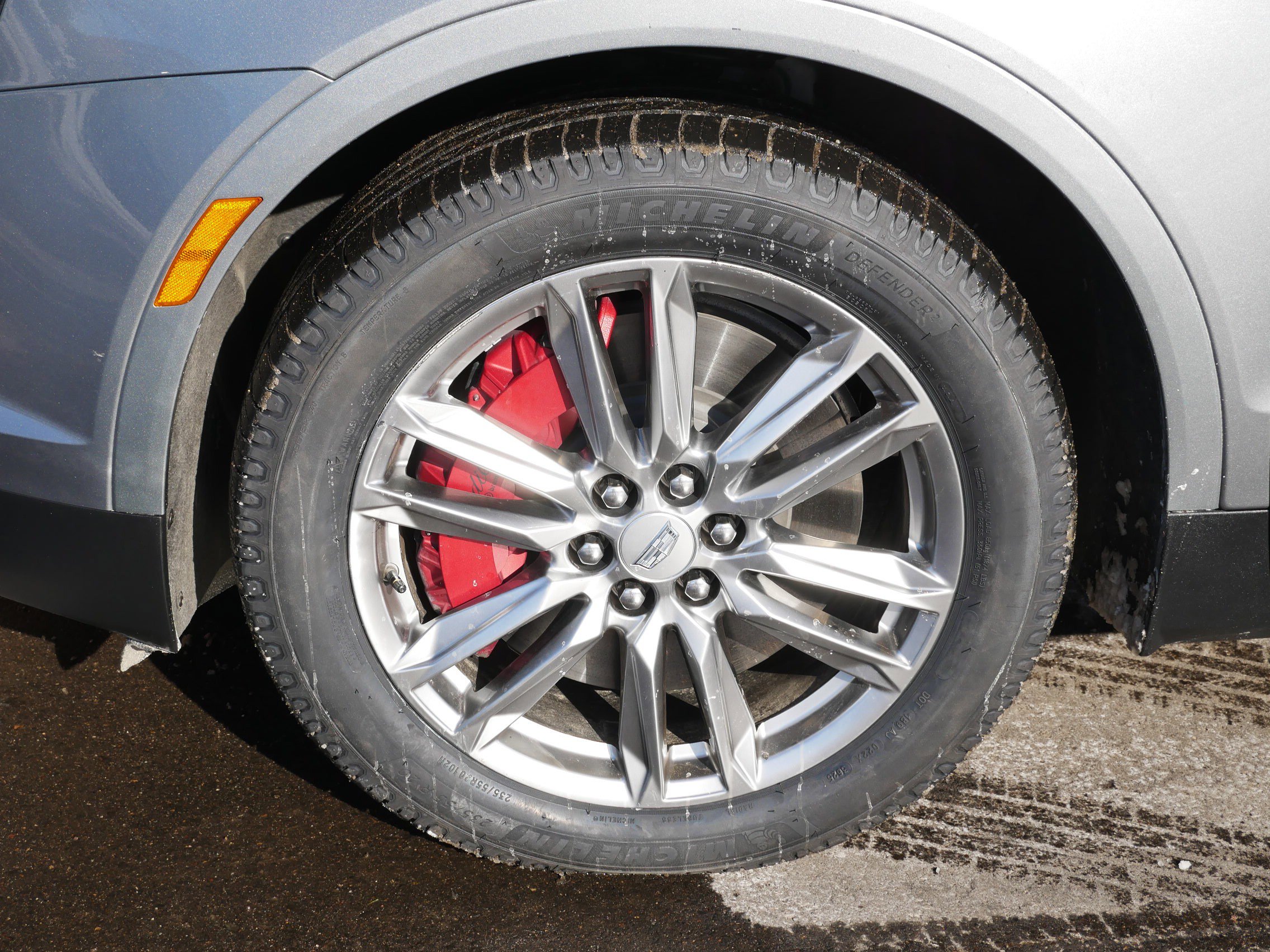 Certified 2024 Cadillac XT5 Sportv w/ LPO, Floor Liner Package image 4