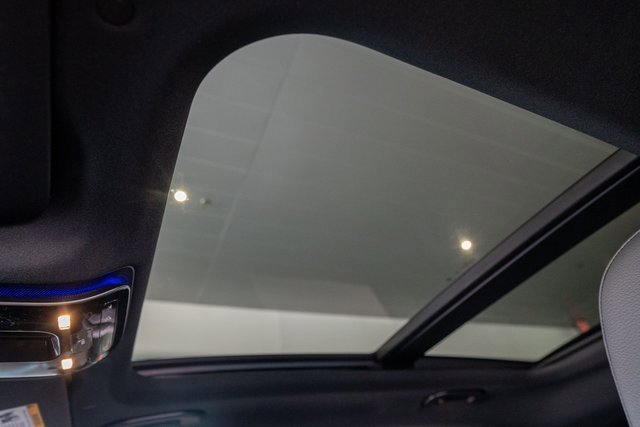 New 2025 Mercedes-Benz GLC 350e 4MATIC image 19