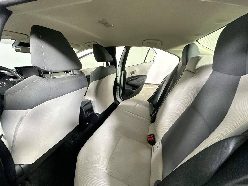 Used 2022 Toyota Corolla LE FWD image 13