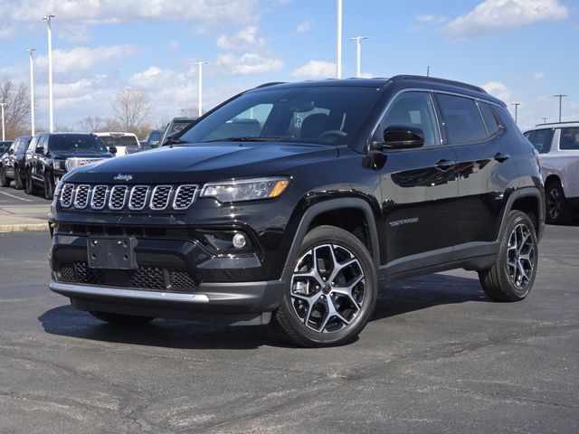 Used 2026 Jeep Compass Limited AWD/4WD image 2