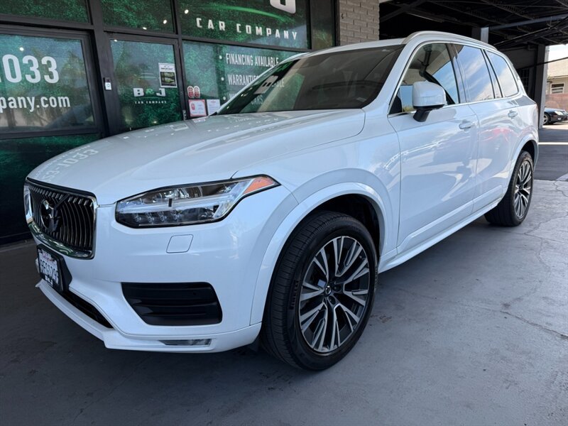 Used 2020 Volvo XC90 T5 Momentum w/ Protection Package AWD/4WD image 1