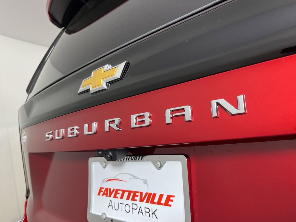 New 2026 Chevrolet Suburban LT image 20