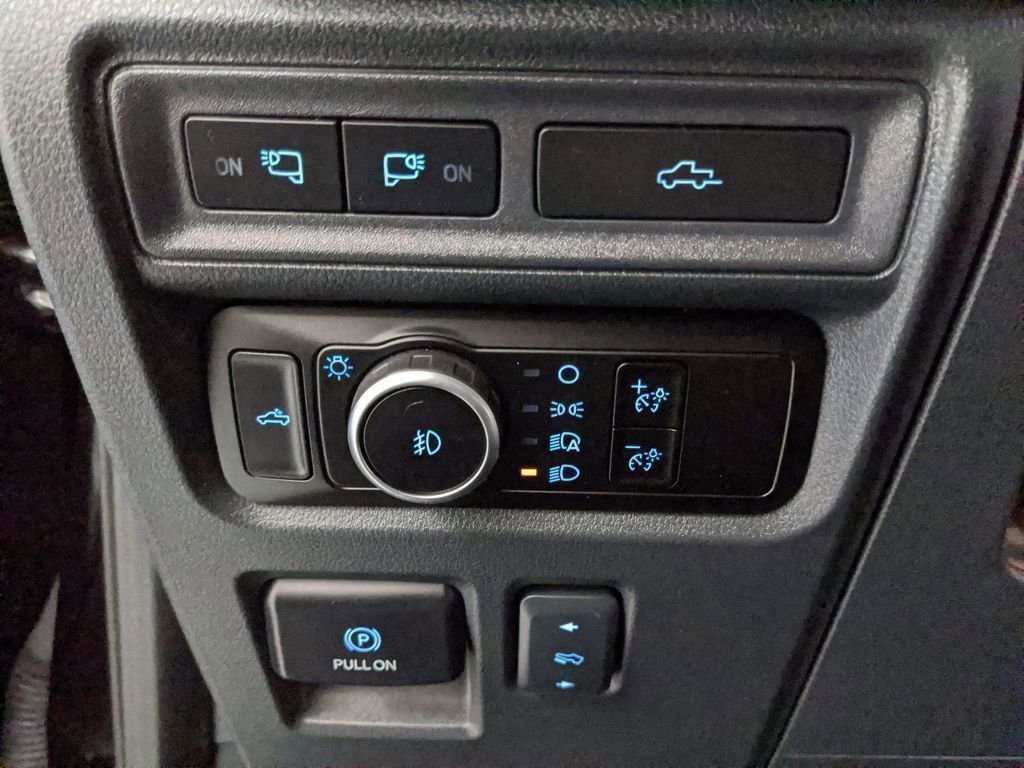 Certified 2023 Ford F150 Lariat w/ Max Trailer Tow Package AWD/4WD image 37