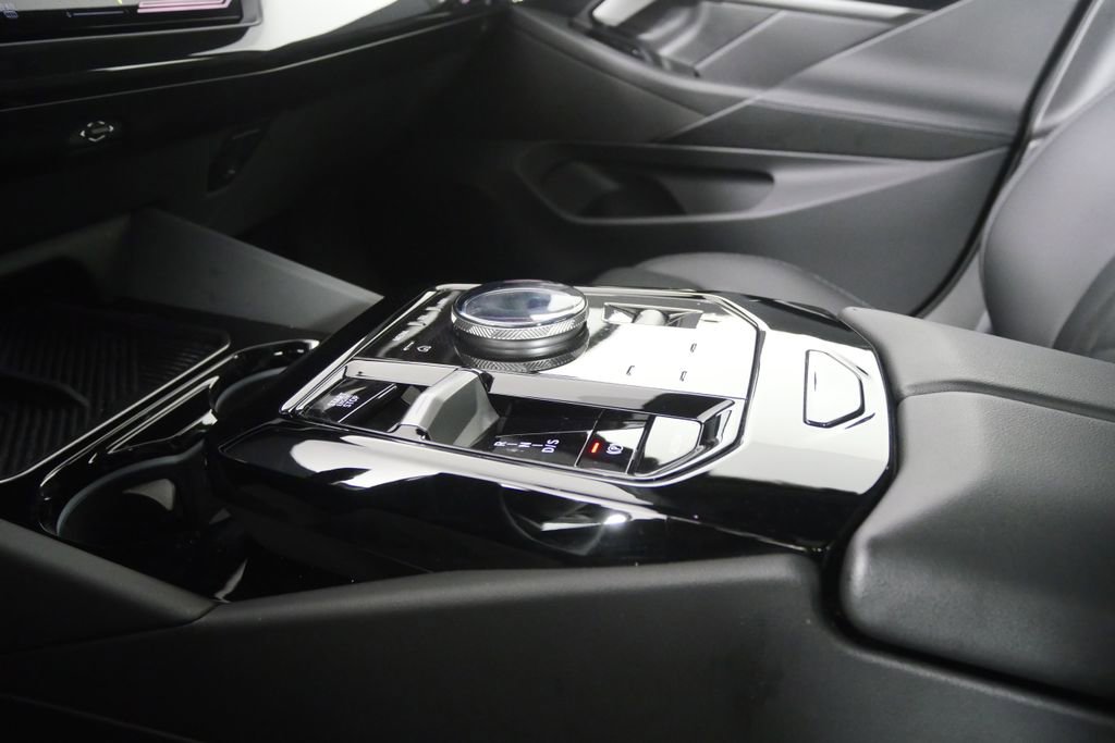 Certified 2026 BMW 530i image 23