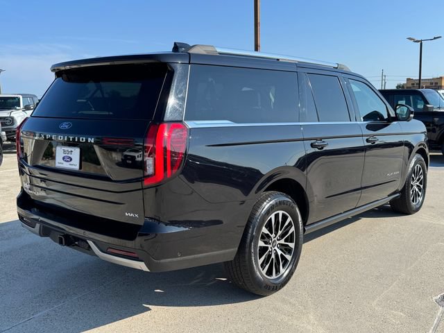Used 2025 Ford Expedition Max Platinum AWD/4WD image 5