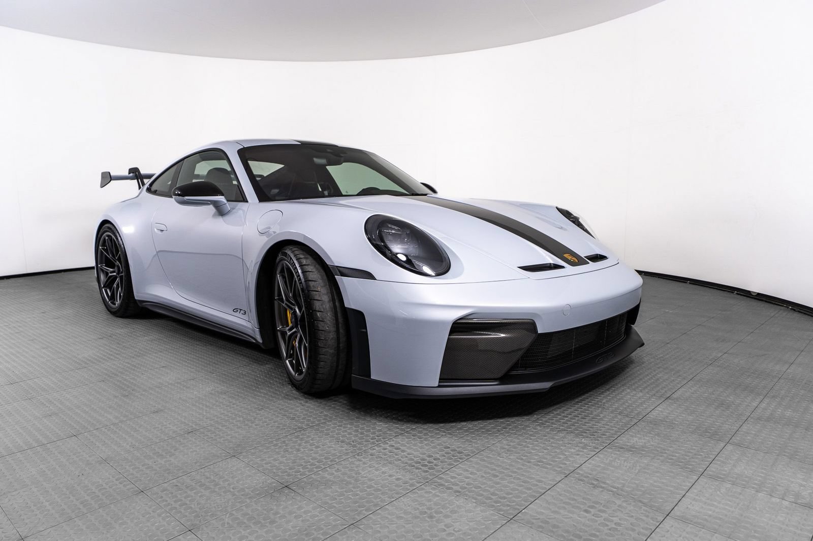 Used 2025 Porsche 911 GT3 RWD image 9