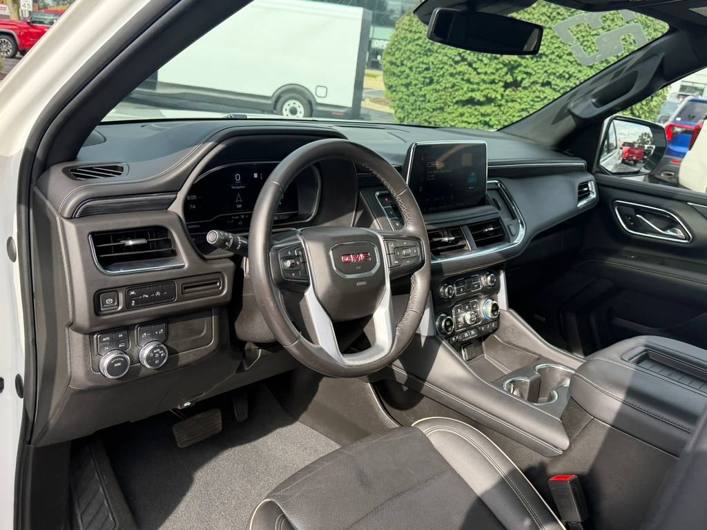 Certified 2023 GMC Yukon XL SLT AWD/4WD image 26