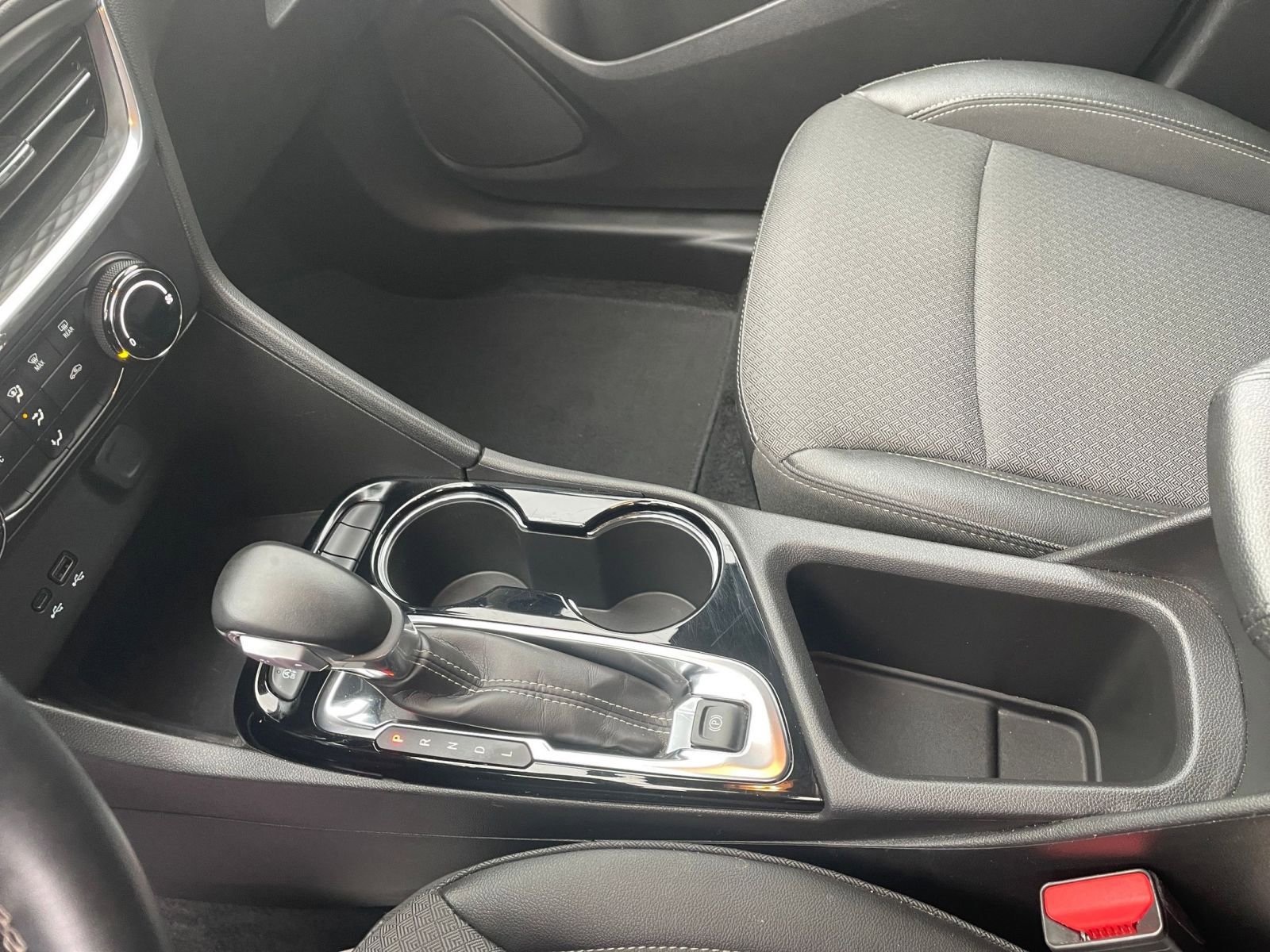 Used 2025 Buick Encore GX Preferred image 40