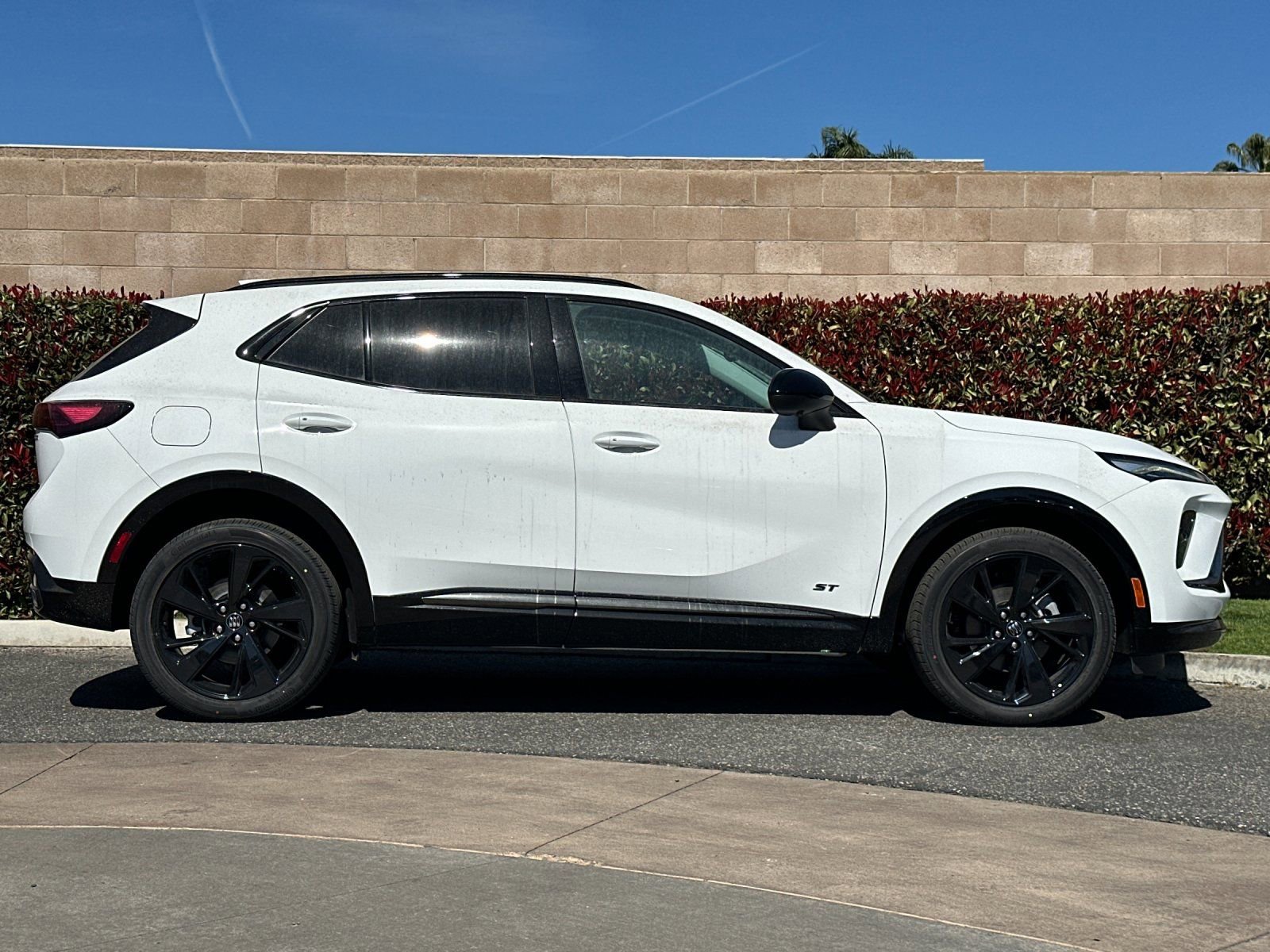 New 2026 Buick Envision Sport Touring image 3