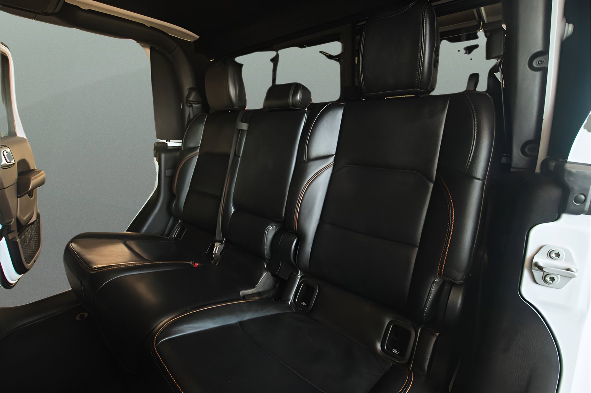 Used 2023 Jeep Gladiator Mojave w/ Cold Weather Group AWD/4WD image 33