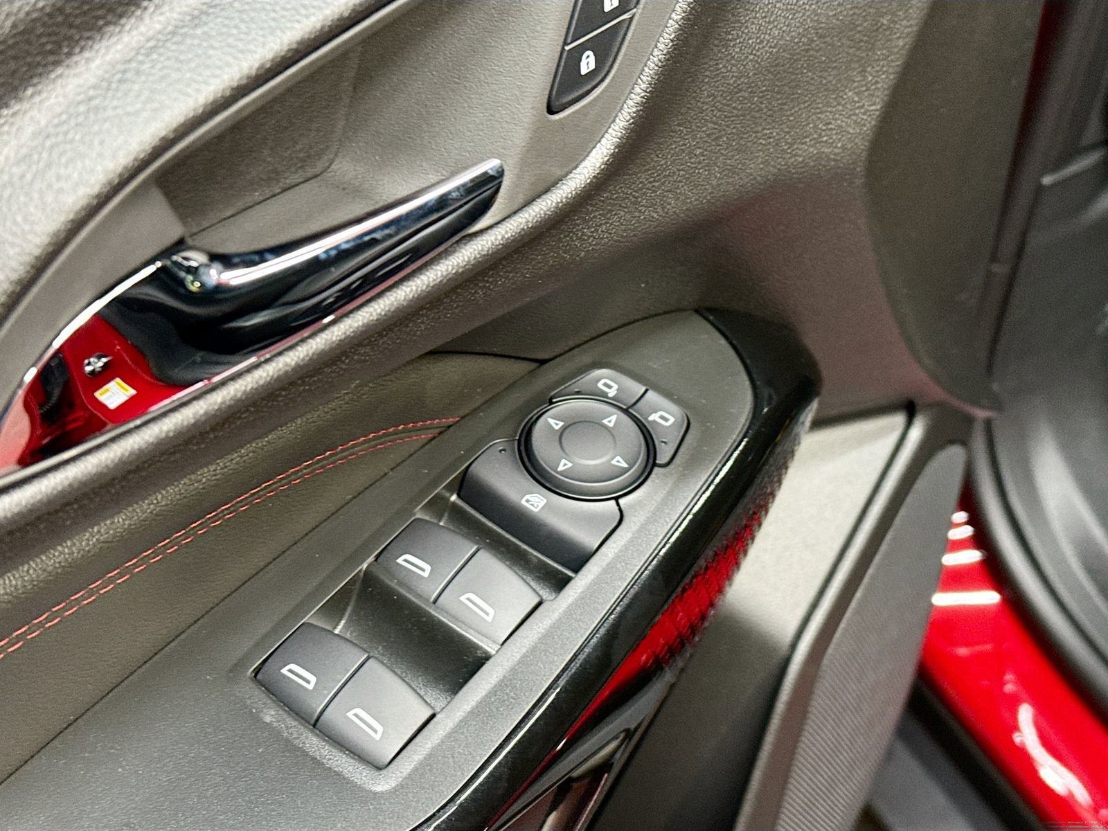 New 2026 Chevrolet Trax RS w/ Sunroof Package FWD image 22