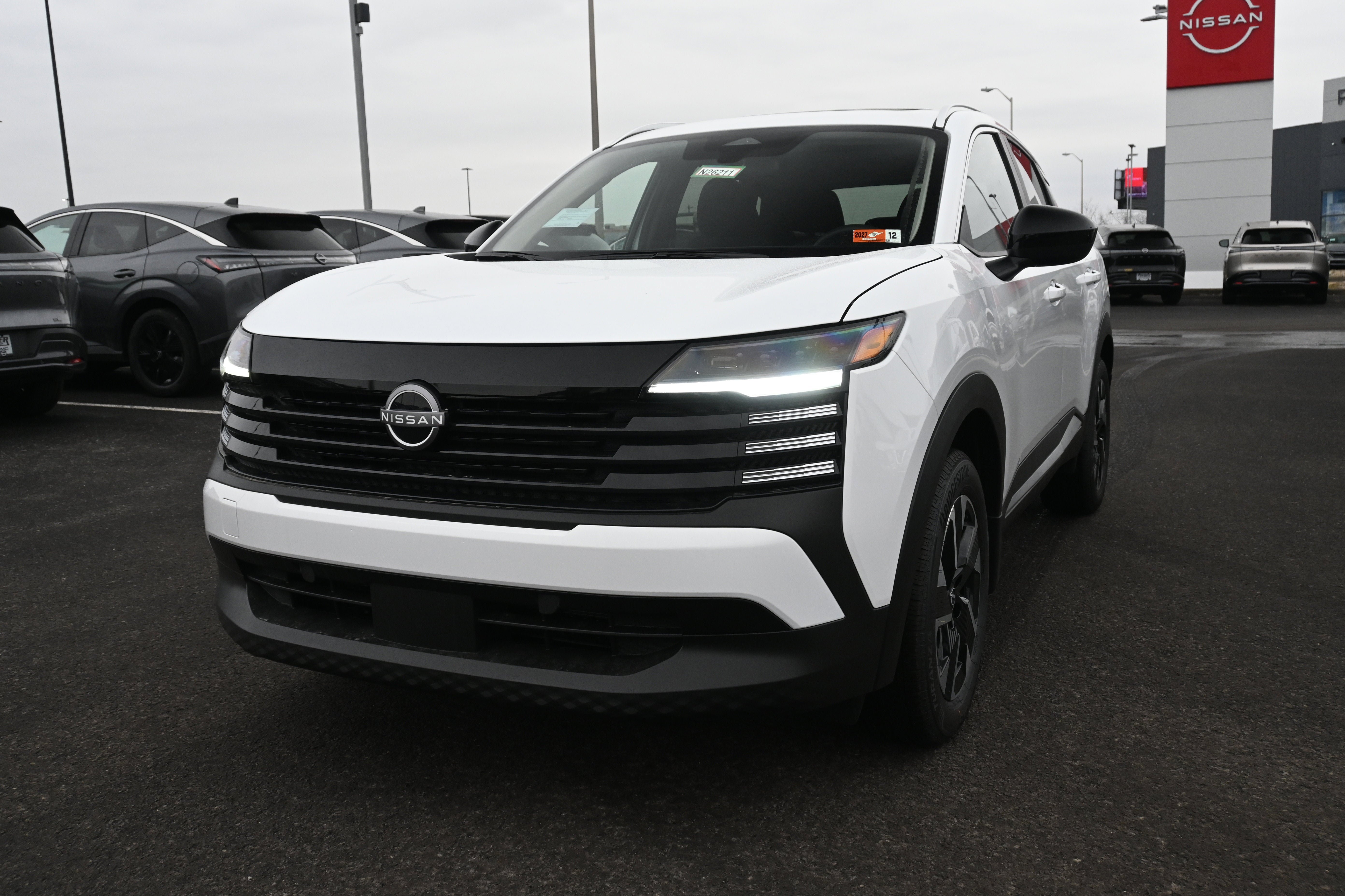 New 2026 Nissan Kicks SV w/ SV Premium Package AWD/4WD image 4