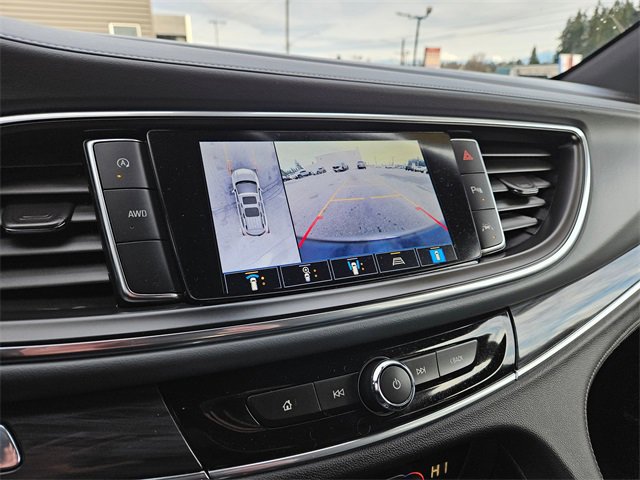Used 2024 Buick Enclave Premium image 33
